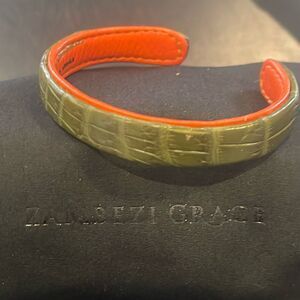 ZAMBEZI GRACE alligator leather bracelet olive green/orange NEW Comes with pouch